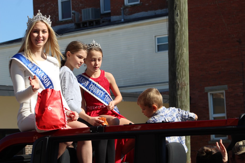 Mason County Tourism Royalty waves.